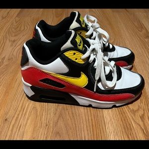 NIKE AIR MAX  Youth Boys sneakers